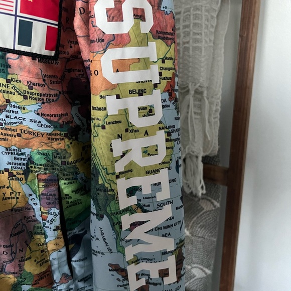 NORTH FACE SUPREME JACKET!! - Picture 6 of 7